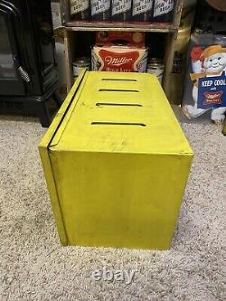 Bosch Spark Plug Store Display Case Counter Cabinet Advertising Metal Sign