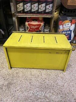 Bosch Spark Plug Store Display Case Counter Cabinet Advertising Metal Sign