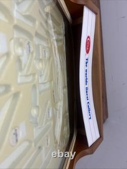 Case XX Pocket Folding Knife Counter Top Dealer Store Display Upright With Key