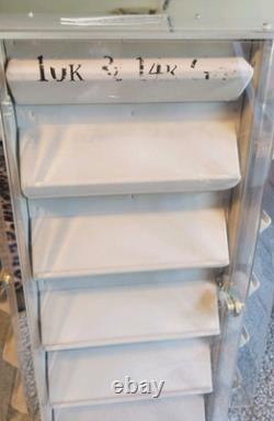 Countertop Acrylic Jewelry? Watch Bracelet Ring Display Case Spinning Showcase