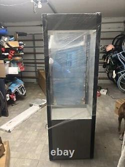 ESS / OAKLEY Tower Case sunglasses store display, NEW, With Lock, Accessories