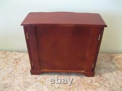 Elegant Storage and Display Case for Jewelry Items