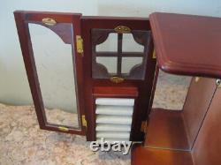 Elegant Storage and Display Case for Jewelry Items