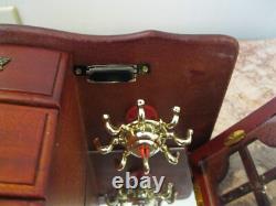Elegant Storage and Display Case for Jewelry Items