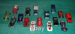 Hot Wheels 1970s Lot of 16 Vintage Vehicles & Showcase Storage Display Case