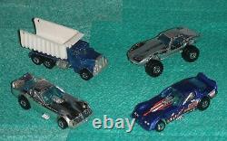 Hot Wheels 1970s Lot of 16 Vintage Vehicles & Showcase Storage Display Case