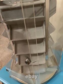 Jewelry/Sun Glasses/Zippo Lighter Store display case rotating Carousel Lockable