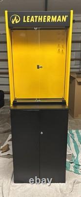 LEATHERMAN Floor Display Case withKeys, Storage, Advertising, Authentic, New