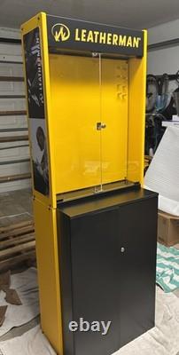 LEATHERMAN Floor Display Case withKeys, Storage, Advertising, Authentic, New