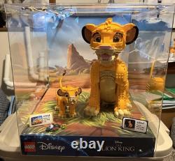LEGO Disney Lion King Store Display Case 43247 43243 Young Simba Lighted LED
