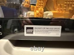 LEGO Disney Lion King Store Display Case 43247 43243 Young Simba Lighted LED