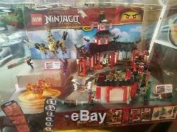 LEGO Ninjago Legacy sets 70659 70666 70670 Store Display Case Working Lights