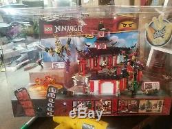 LEGO Ninjago Legacy sets 70659 70666 70670 Store Display Case Working Lights