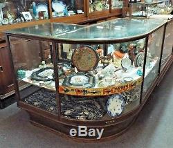 Old Antique WILMARTH CIGAR General STORE DISPLAY CASE SHOWCASE Curved Glass OAK