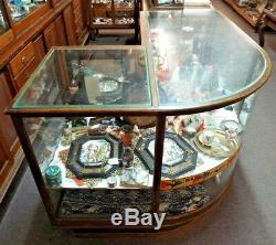 Old Antique WILMARTH CIGAR General STORE DISPLAY CASE SHOWCASE Curved Glass OAK