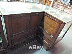 Old Antique WILMARTH CIGAR General STORE DISPLAY CASE SHOWCASE Curved Glass OAK