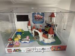 Rare Lego super Mario peaches castle 71408 Store Display case working NEW