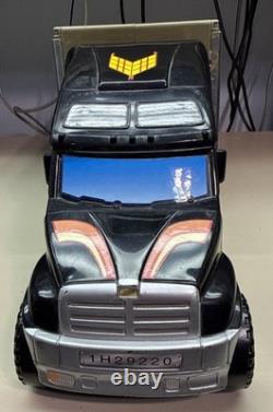 Redbox 69039 Semi Truck Goodyear 1999 164 Scale Cars Storage Display Case GVC