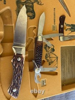 Remington Store Front Counter Top Retail Pocket Knife Display Case With Knives