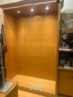 STORE CLOSING RETAIL Wall cases, display glass shelving, accessories