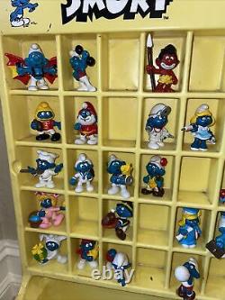 Smurf Collectors Center Store Display Case Peyo Wallace Berrie & Vintage Figures