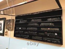 Train Display Case HO N Z Car 1/64 Model Toy Matchbox Mahogany Wall Rack Cabinet