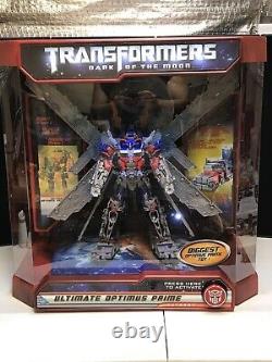 Transformers Ultimate Optimus Prime Store Display Case 24 Dotm Complete 2011