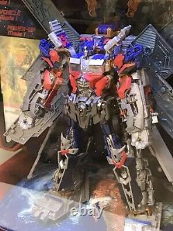 Transformers Ultimate Optimus Prime Store Display Case 24 Dotm Complete 2011