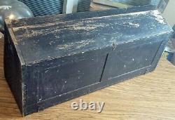 VINTAGE REMINGTON POCKET KNIFE GLASS STORE DISPLAY CASE With 18 PRICE BUTTONS