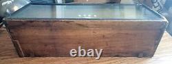 VINTAGE REMINGTON POCKET KNIFE GLASS STORE DISPLAY CASE With 18 PRICE BUTTONS
