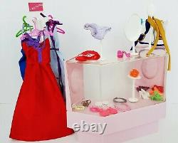 VTG'82 Barbie Dream Store 2 Display Cases, Chair, Mirror, Rack 95+ Accessories