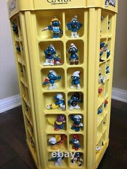 Vintage 80s SMURFS store DISPLAY CASE with 84 smurf figures PEYO