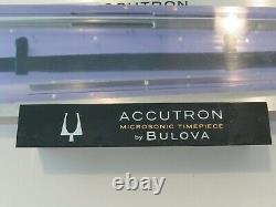 Vintage Accutron 214 Aluminum Tuning Fork Jeweler's Case Store Display & Boxes