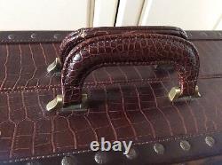 Vintage Style Faux Crocodile Luggage Shoe Case Suitcase Storage Window display