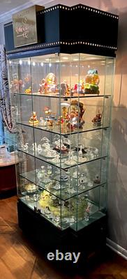 Walt Disney Classics Collection Illuminated Lockable Glass Display Case Drawer